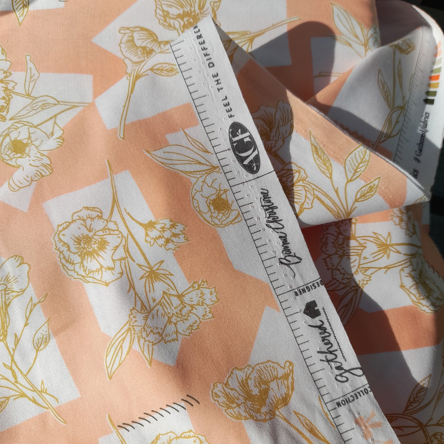 Art Gallery - Gathered - " Floret Roost Petal " .