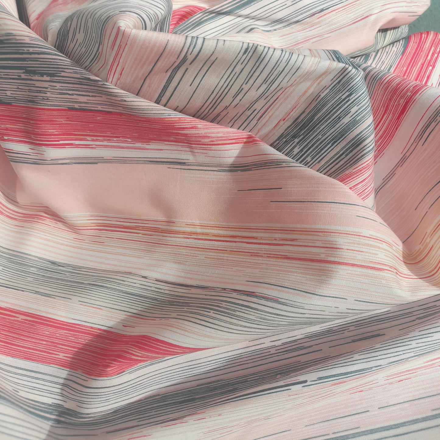 Art Gallery : Fusion , Dripping Paint .