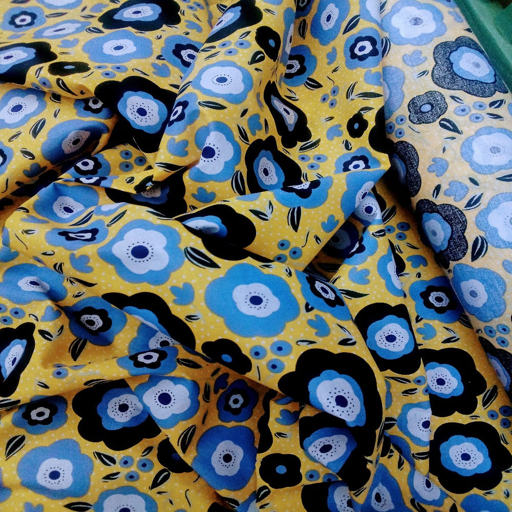 Large flowers on yellow background (A)