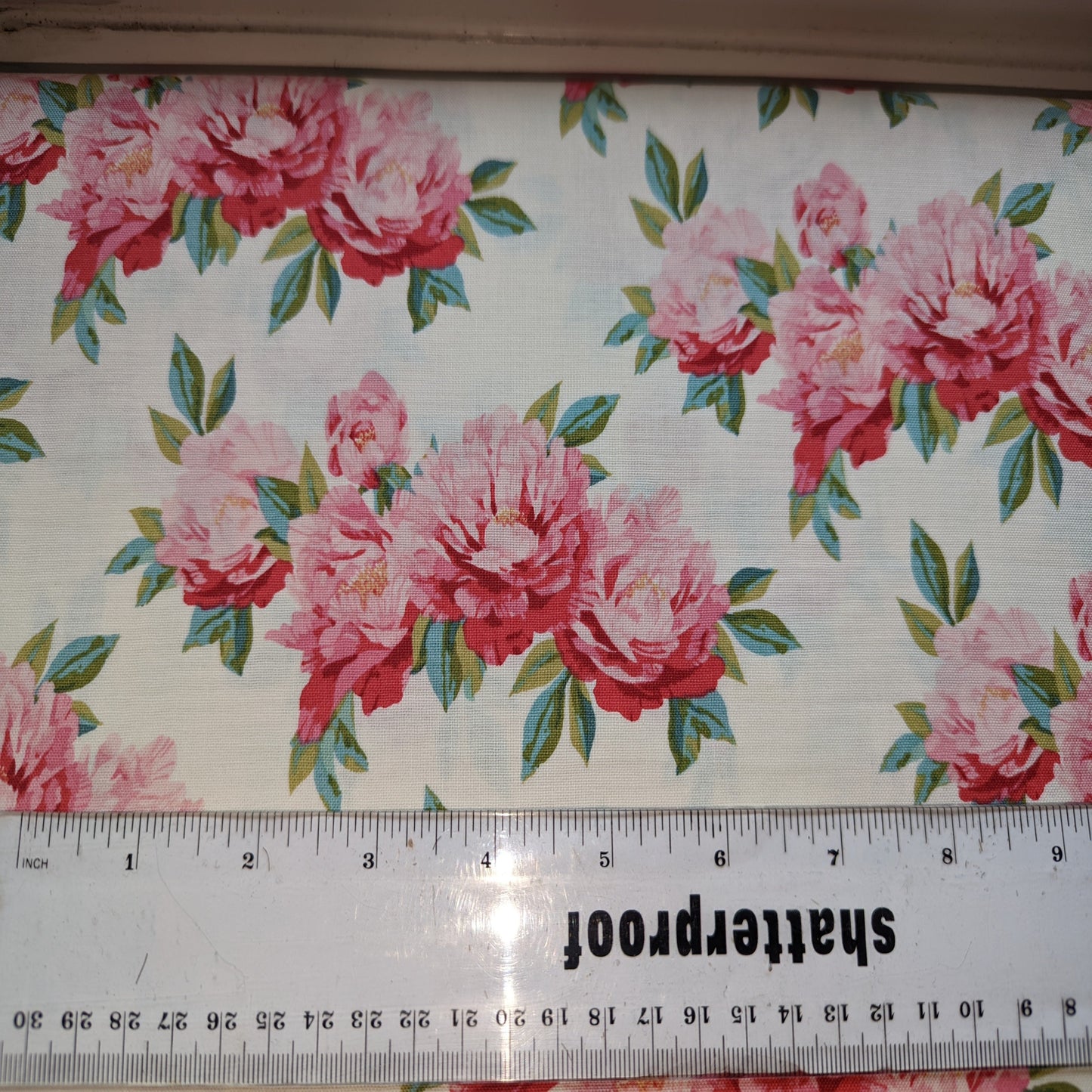 Tilda Minerva Dove White