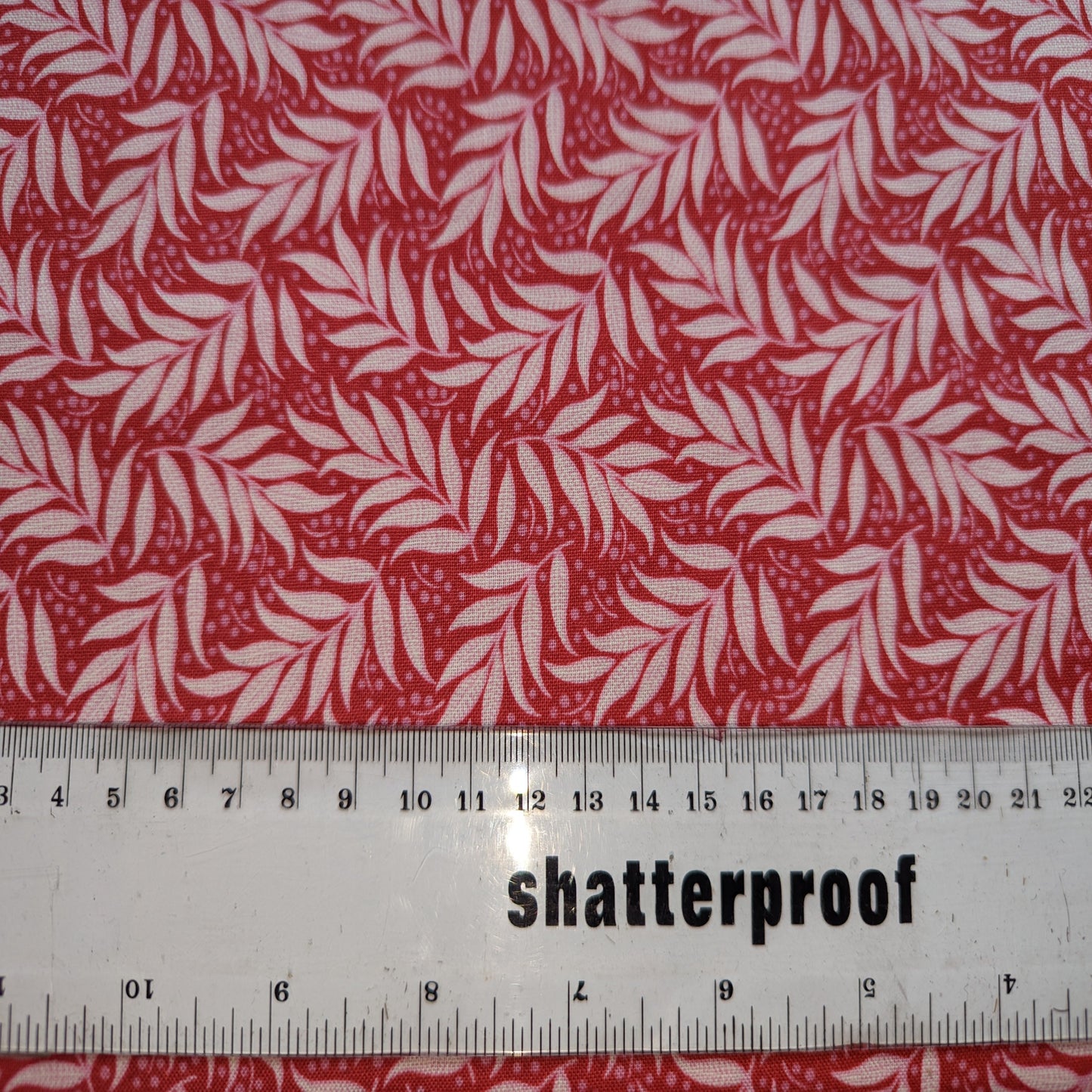 Tilda Berry Leaf Red