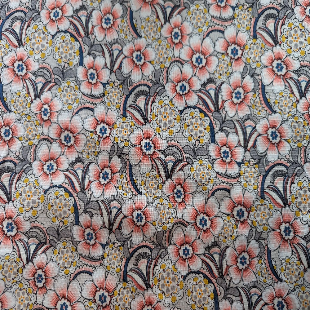 Lacey Daisy Floral