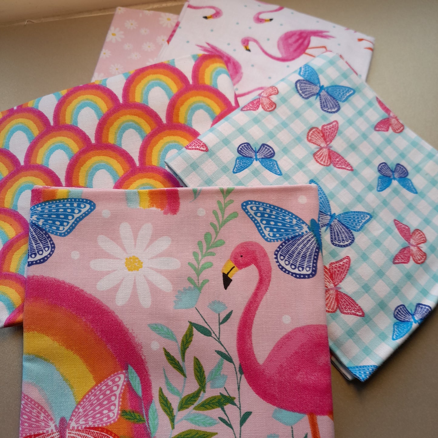 Fat Quarters : Flamingo Garden .