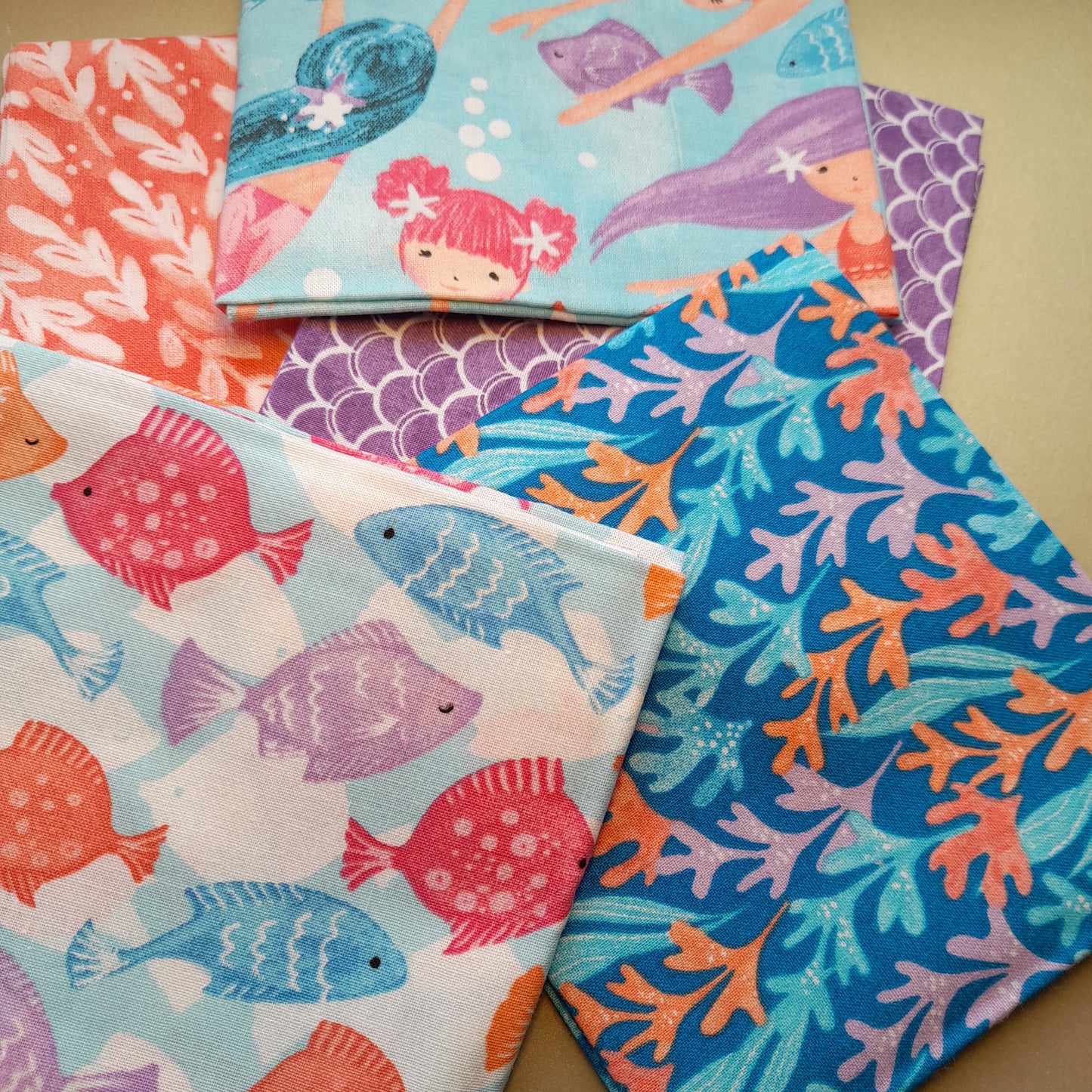 Fat Quarters : Mermaid Society .