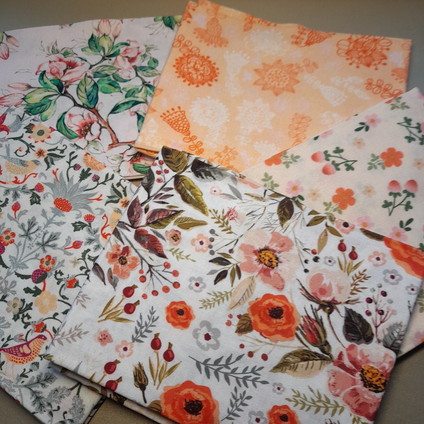 Fat Quarters : Beautiful Florals .