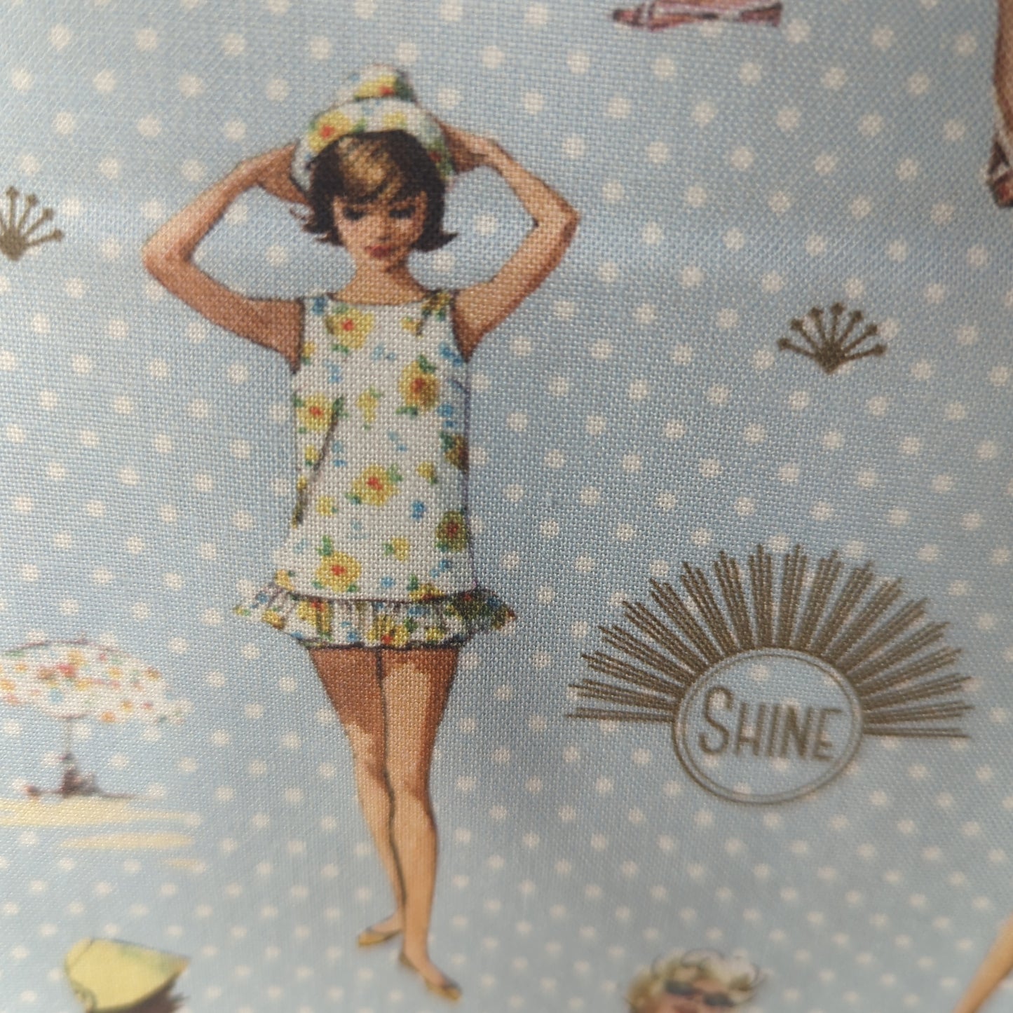 Simplicity Vintage - At the Beach