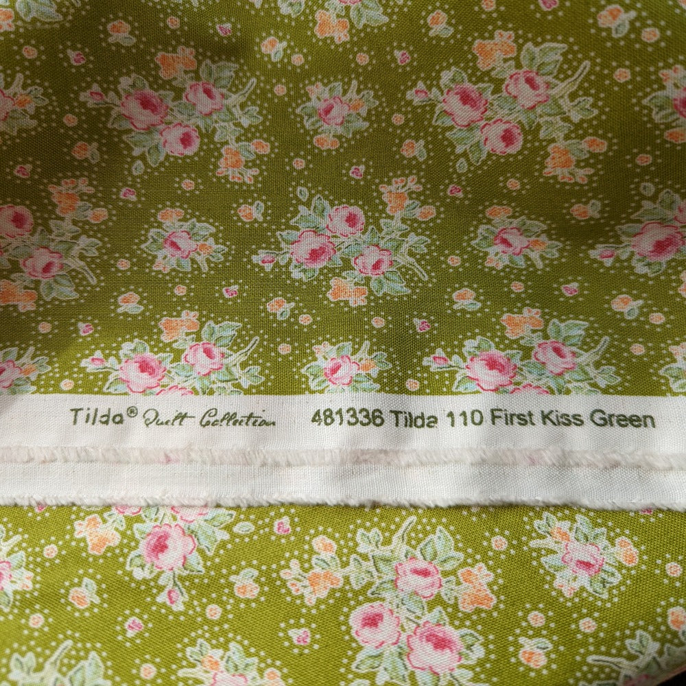 Tilda First Kiss Green