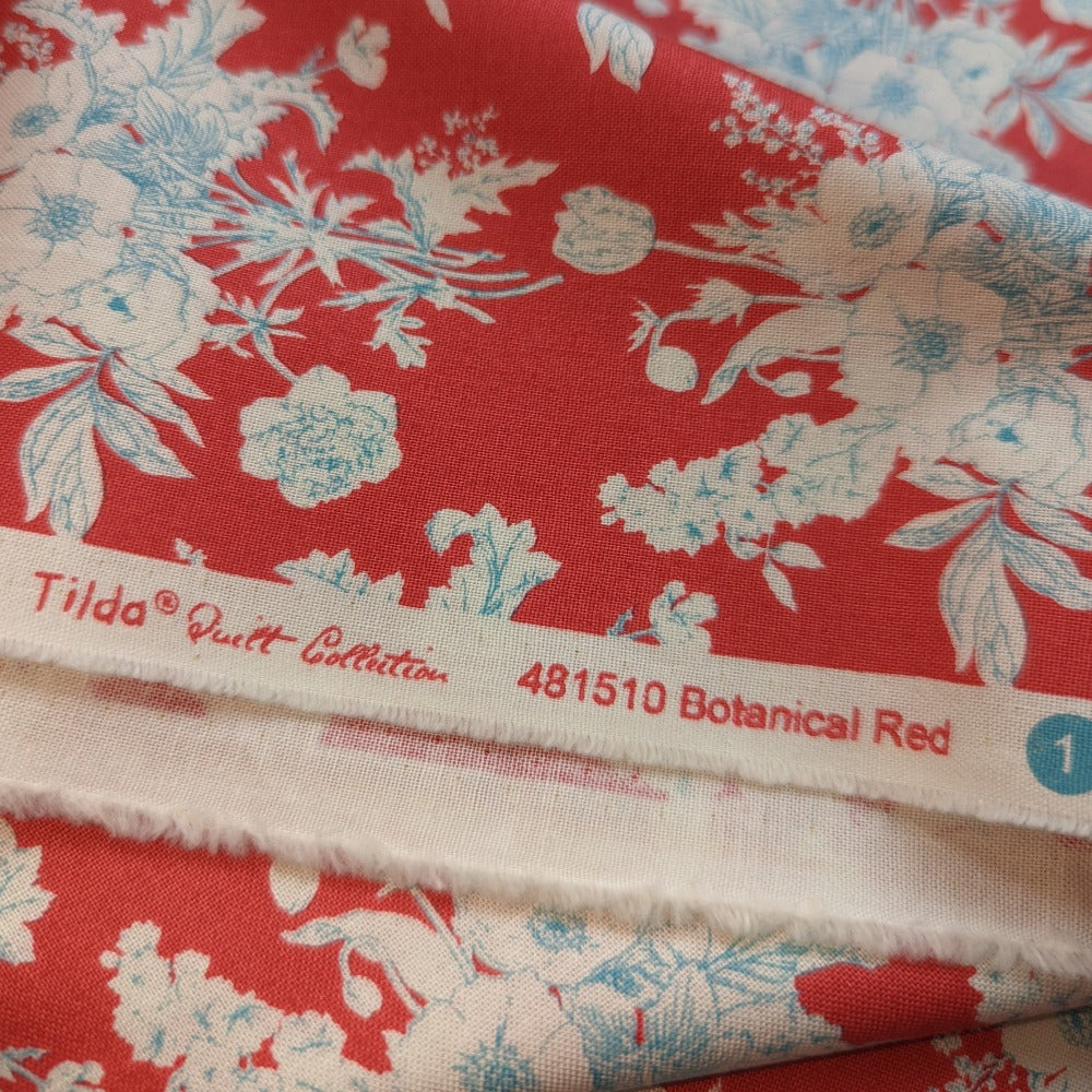Tilda Botanical Red