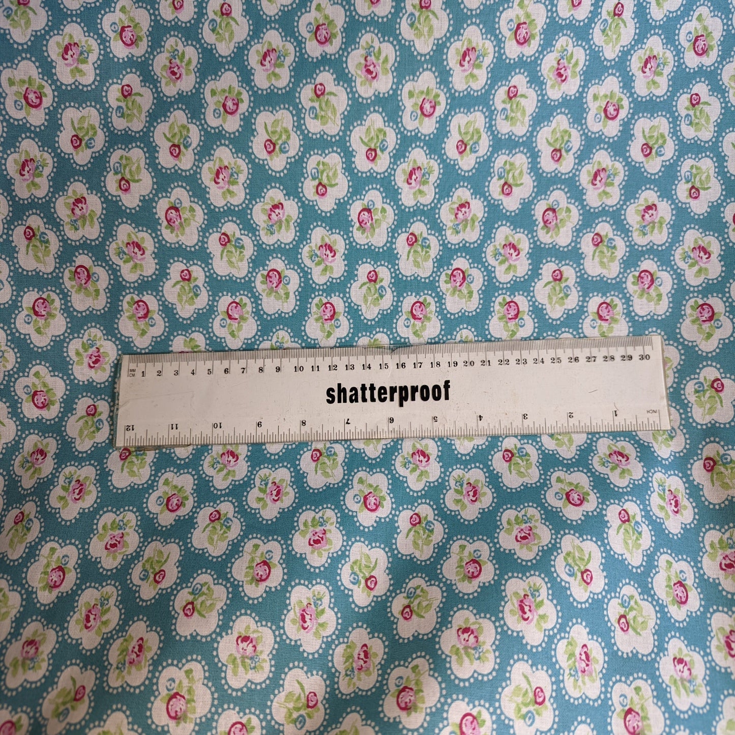 Lifestyle - Turquoise Cottage Floral