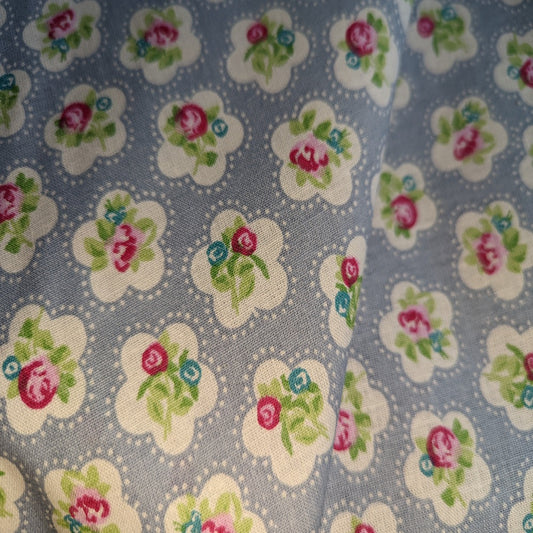 Lifestyle - Light Blue Cottage Floral