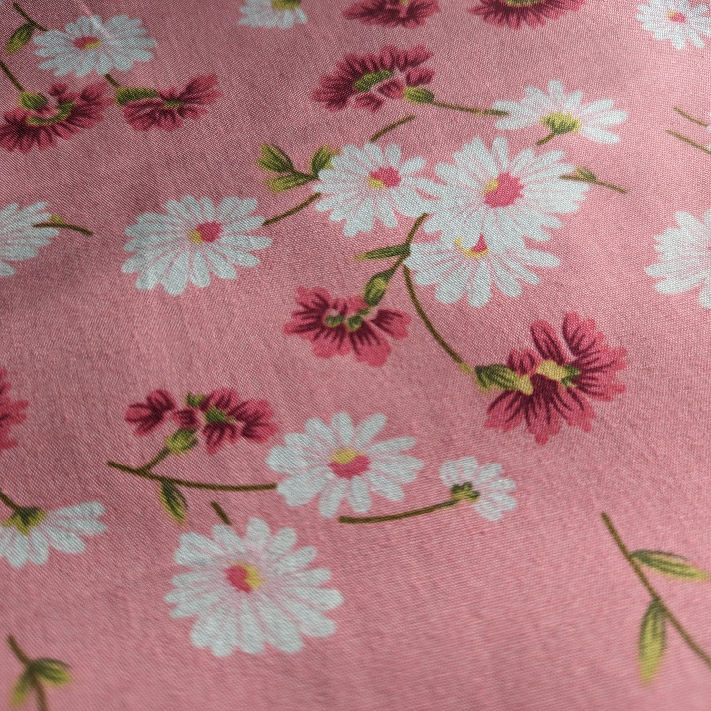 Rose & Hubble - Pink Daisy Flower